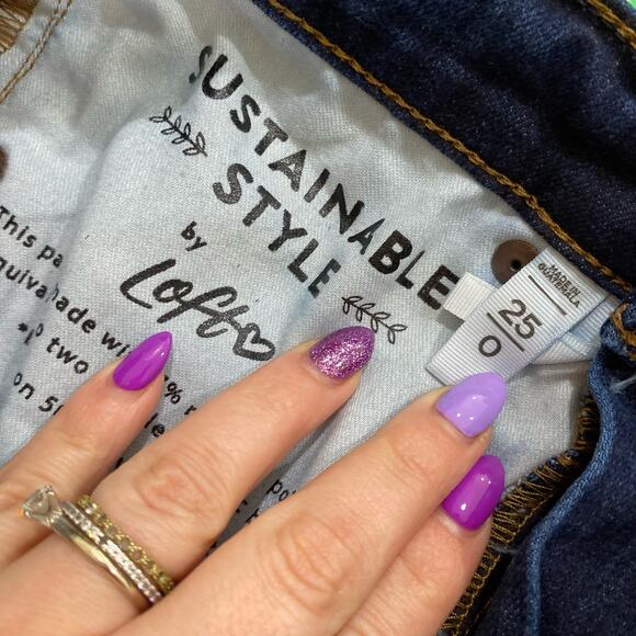 Loft Skinny Dark Wash Medium Rise Jeans in Size 25 - Picture 5 of 10